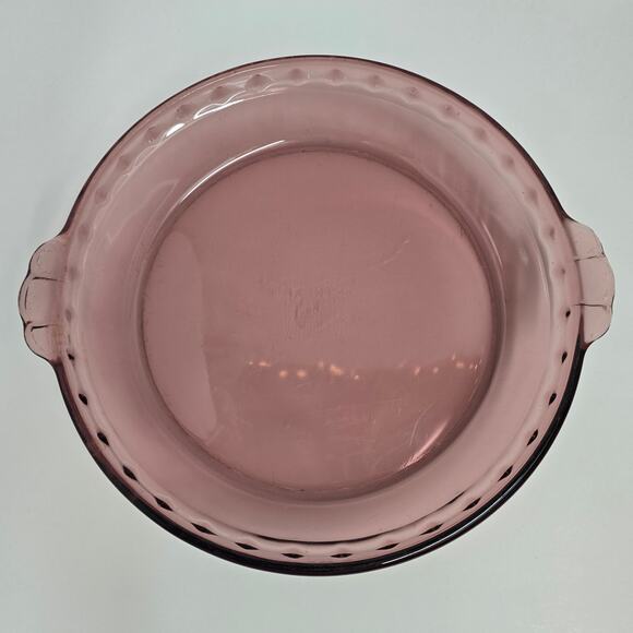 Set of 2 Vintage Pyrex Cranberry Fluted Pie Plates 9.5" – Collectible Bakeware - Picture 4 of 5